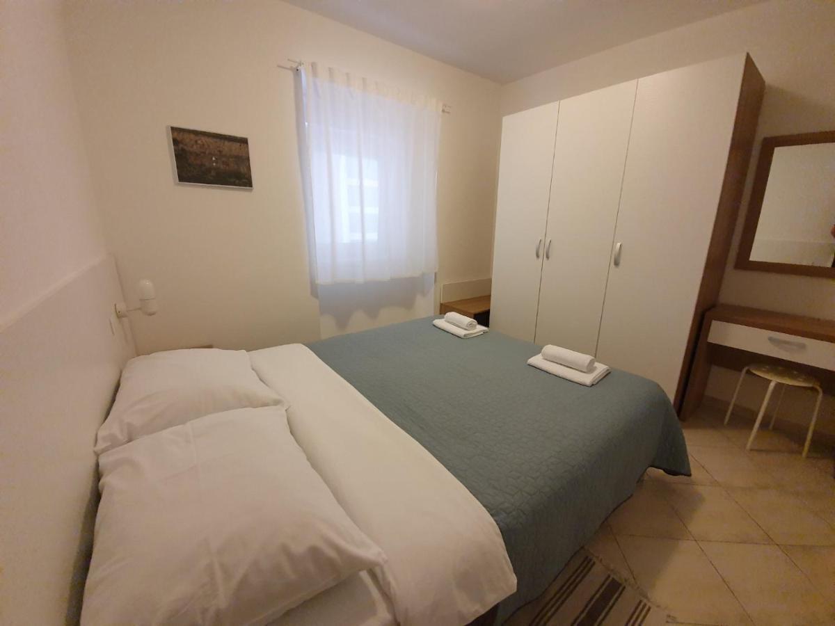 Apartmani Plaza Selce Luaran gambar