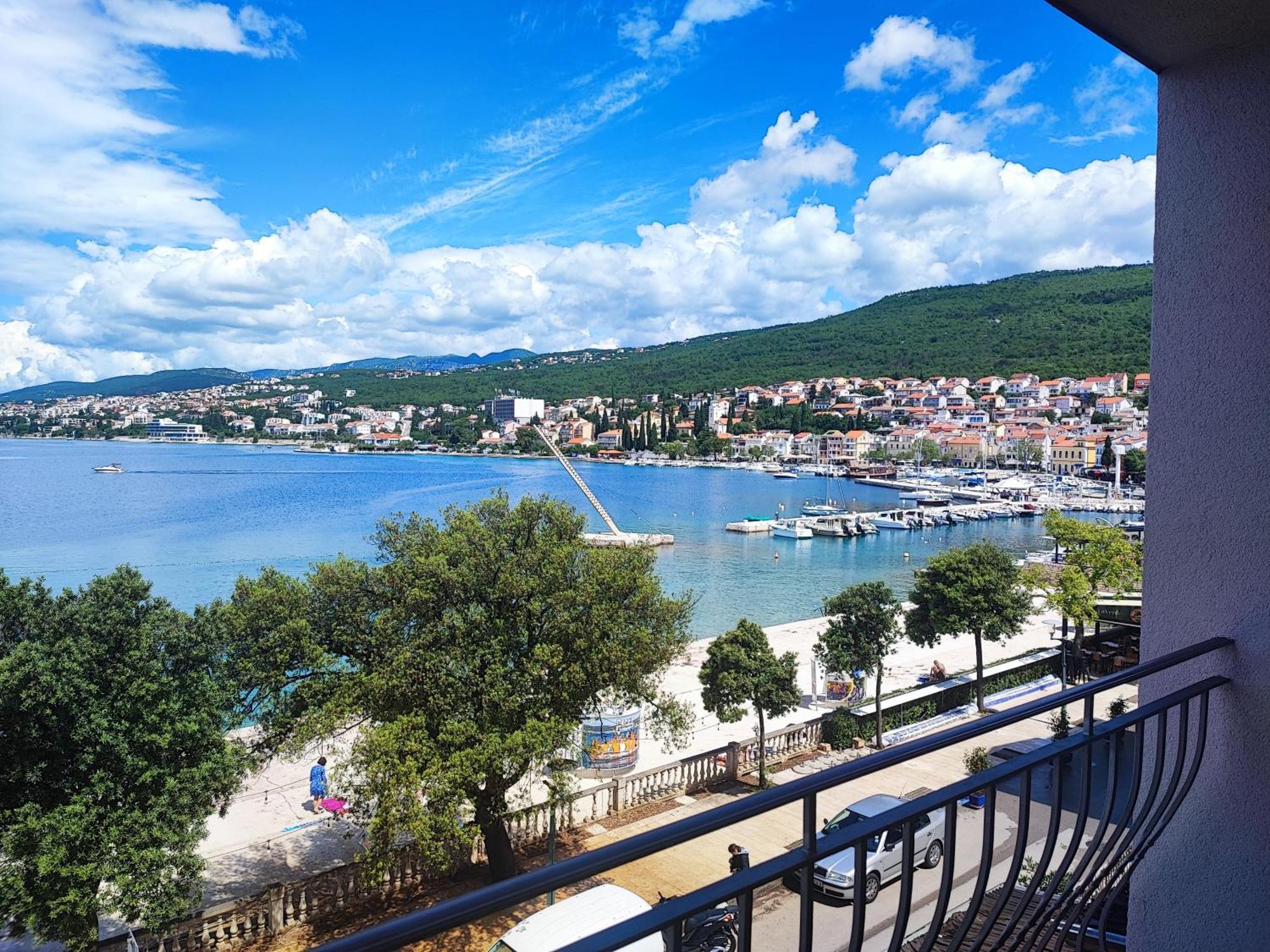 Apartmani Plaza Selce Luaran gambar