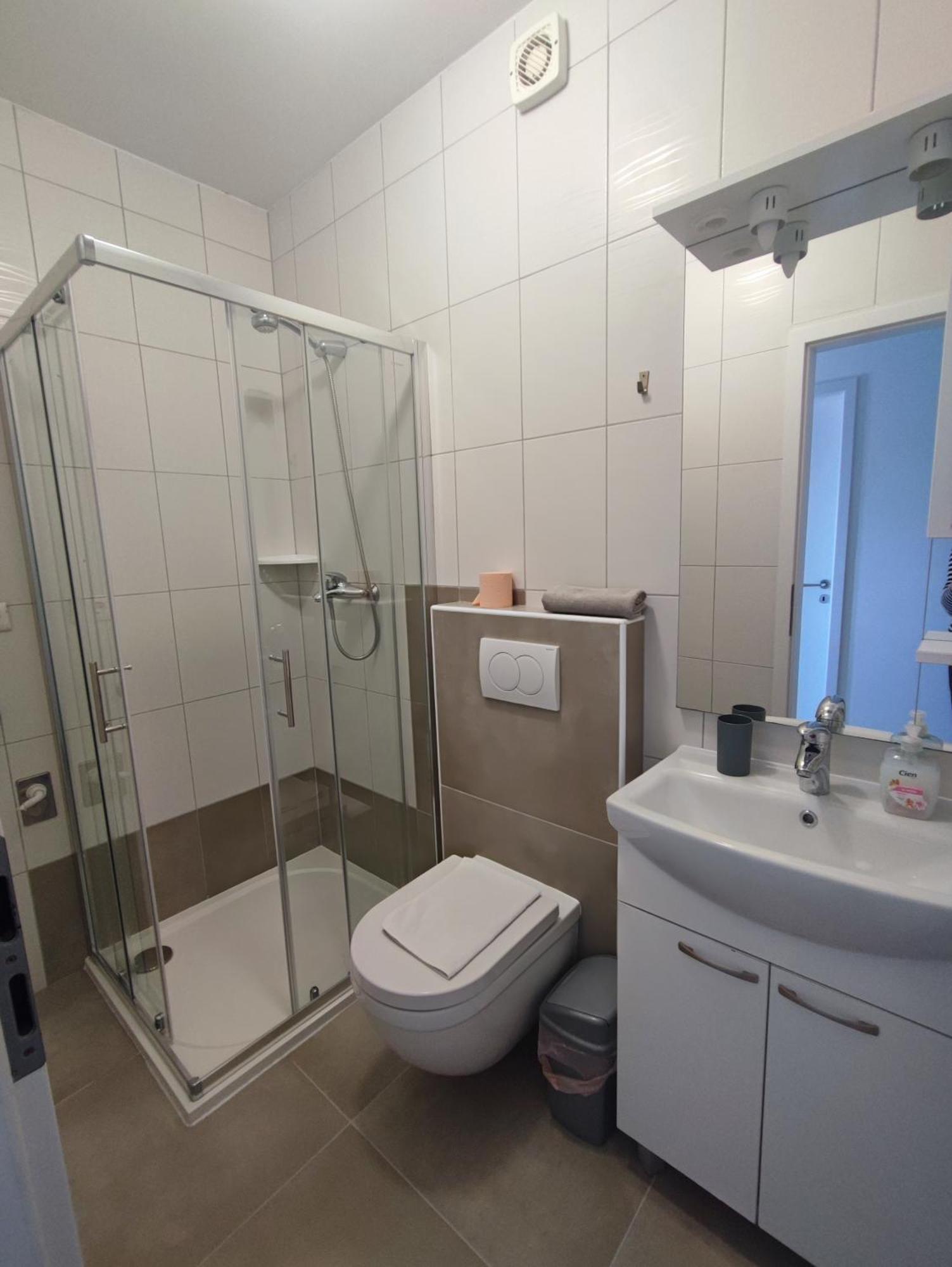Apartmani Plaza Selce Bilik gambar